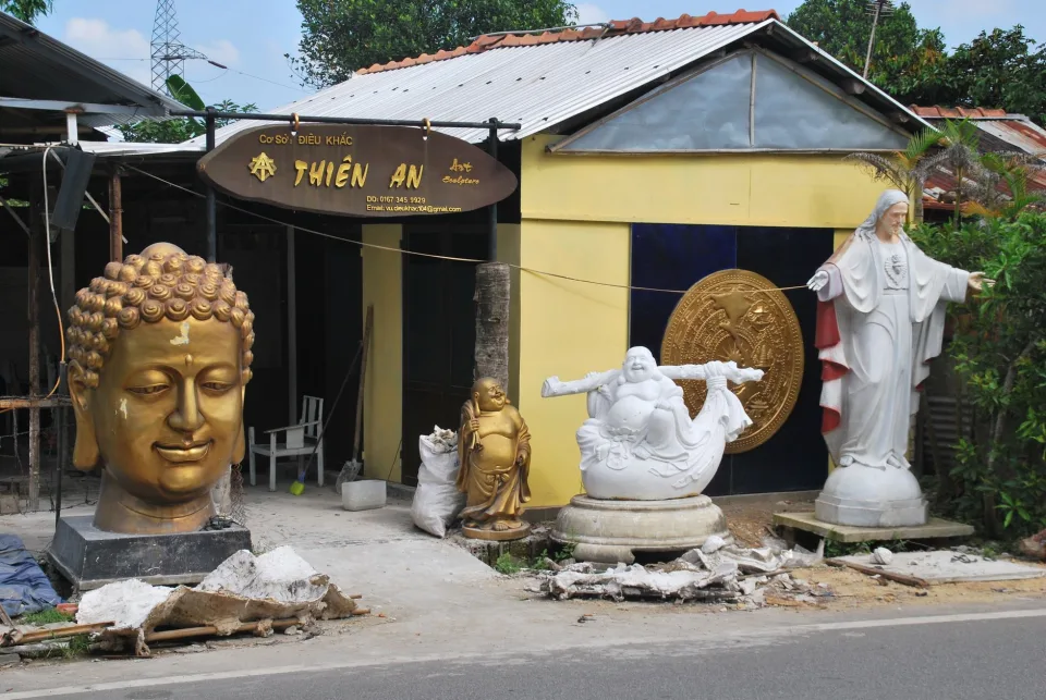 Tại Cơ Sở Đá Granite Văn Ái